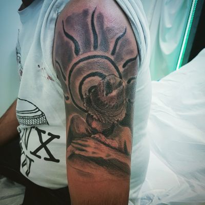 Loading...